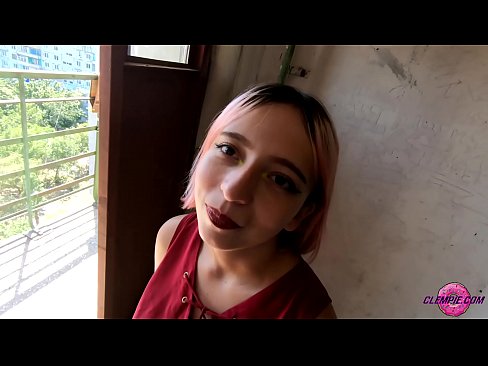 ❤️ Studint Sensual sûget in frjemdling yn 'e bûtenwrâld - Cum op syn gesicht ️❌  Seks by ús fy.mass-pr.ru ❌️